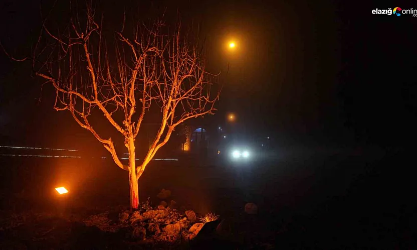 Harput'ta Yoğun Sis: 4 Bin Yıllık Tarihi Mahalle Adeta Kayboldu!