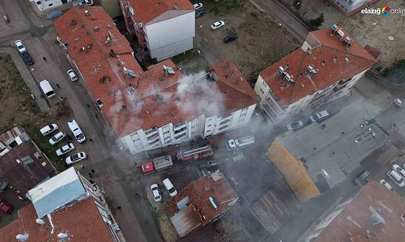 Mustafapaşa Mahallesi'nde korkutan yangın: Ekipler zamanla yarıştı