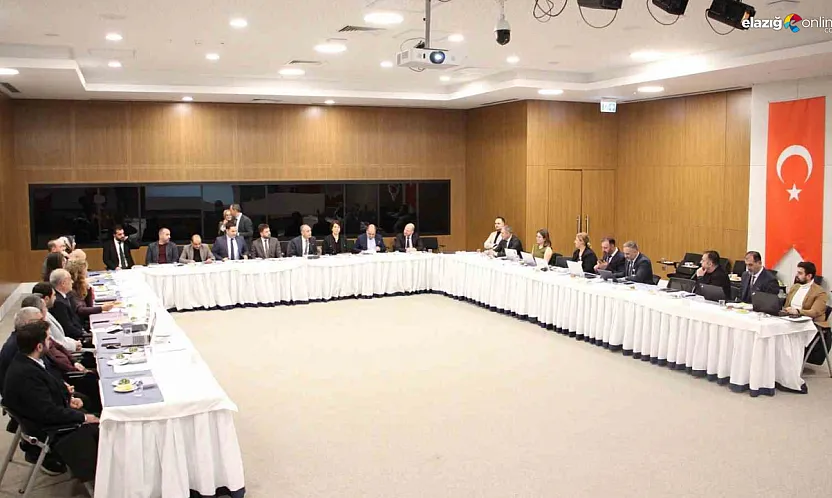 Fethi Sekin Şehir Hastanesi'nde kritik zirve: Hedef sağlıkta 'sıfır aksaklık'