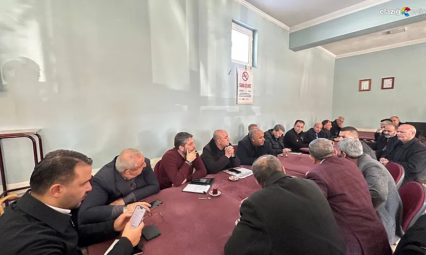 Nazırlı'dan tam saha pres: Ulukent'te vatandaşla, DSİ ve Orman'da yatırımla buluştu