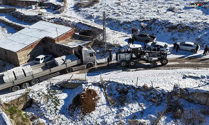 Yolda mahsur kalan tırın imdadına İl Özel İdaresi ekipleri yetişti