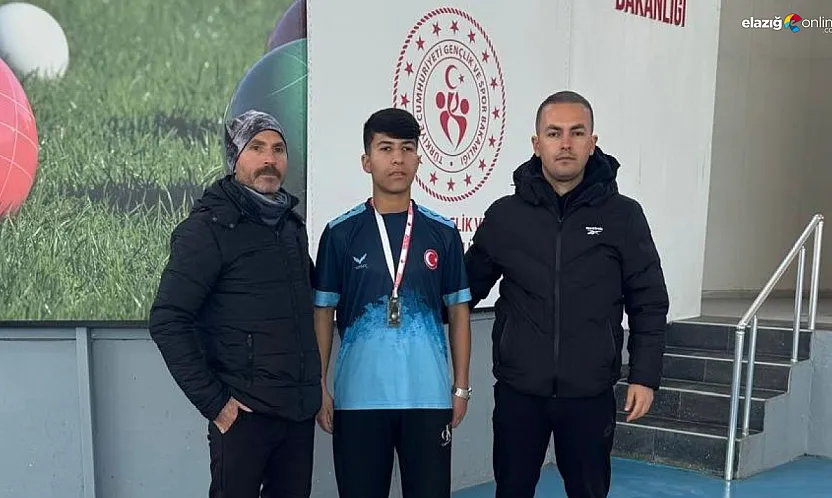 153 sporcu arasından sıyrıldı! Altın Nokta'da gümüş madalya Elazığ'ın