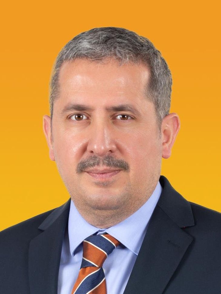 Mahmut Gürcan Kimdir
