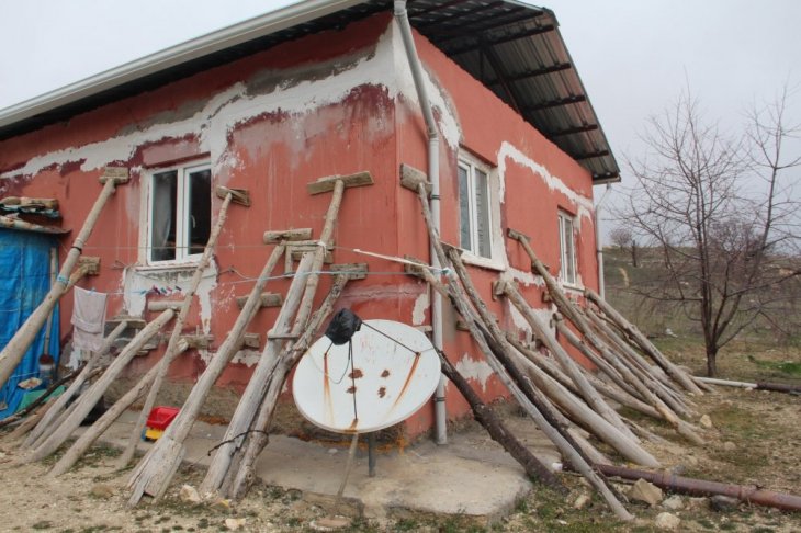 Görenleri hayrete düşüren ev