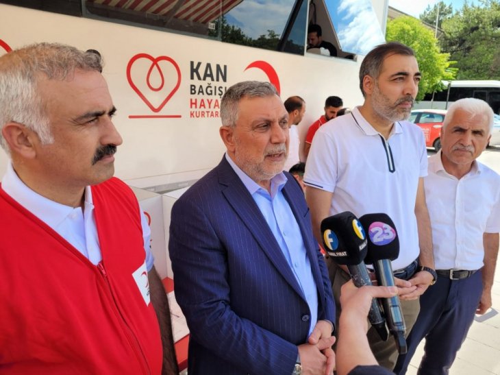 AK Parti İl Teşkilatından kan bağışı